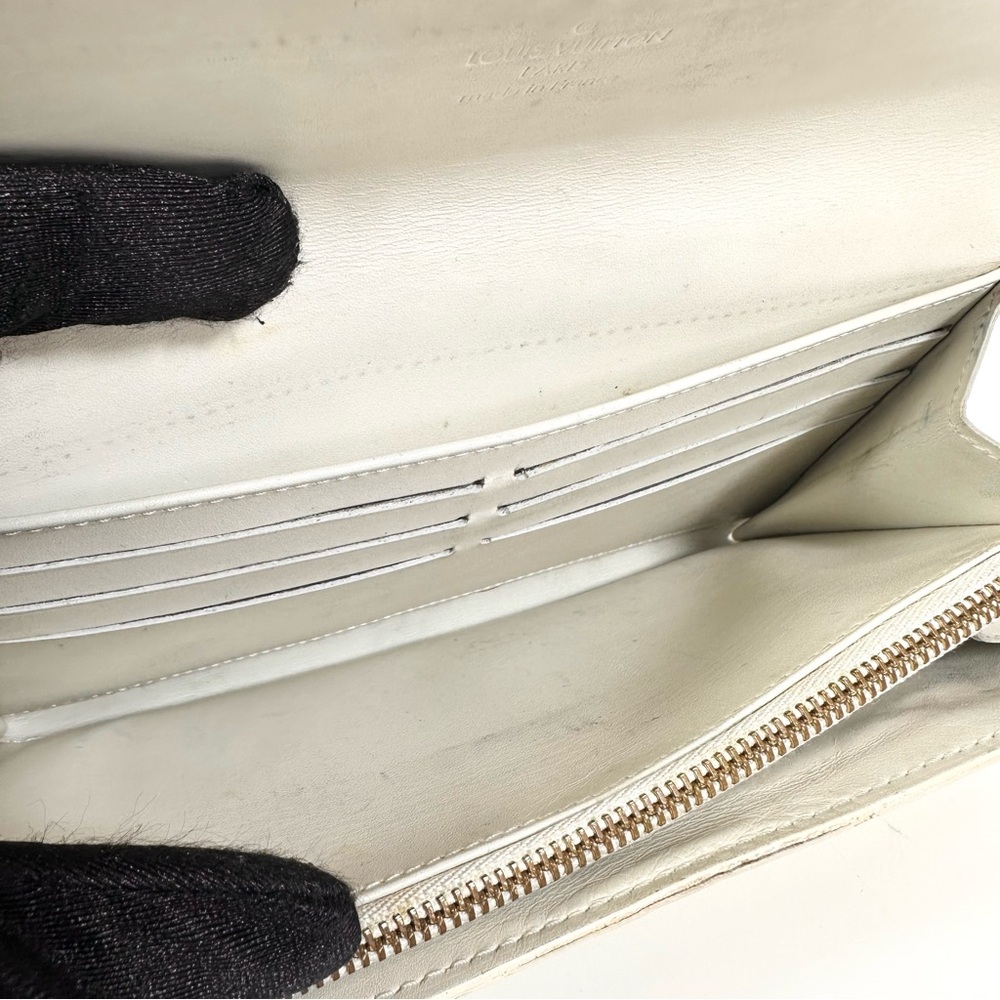 Louis Vuitton Long Wallet - Picture 9 of 10